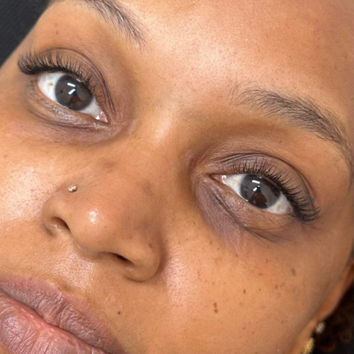 Extension de cils cil à cil – prestations et tarifs